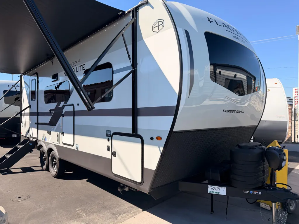 2027 Forest River Flagstaff Micro Lite 25SRB, Photos photo 3