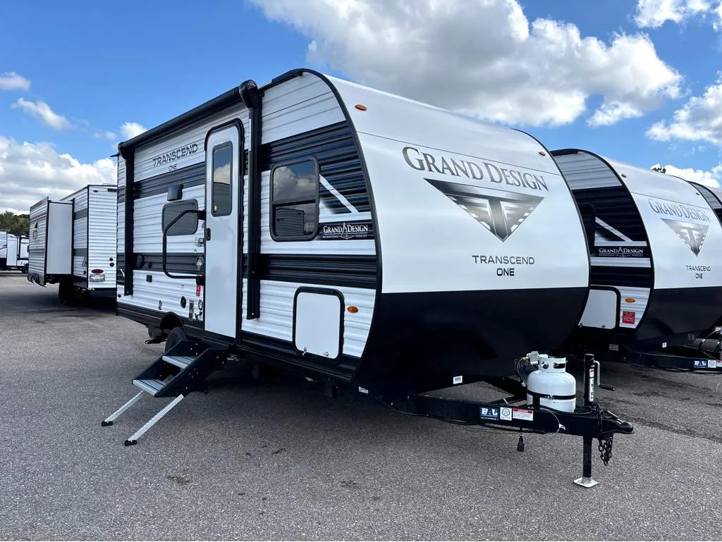 2026 Grand Design Transcend One 151BH - Photo 2