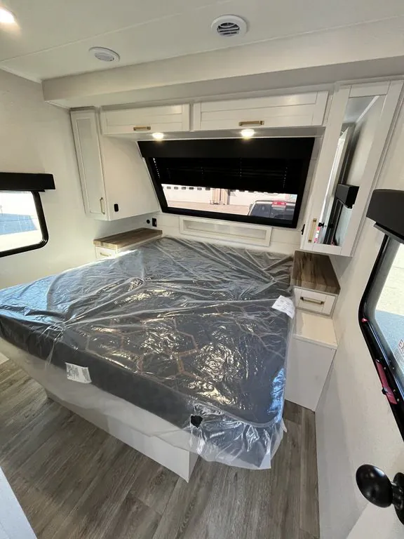 2027 Jayco Eagle HT Travel Trailers 312BHOK - Photo 4
