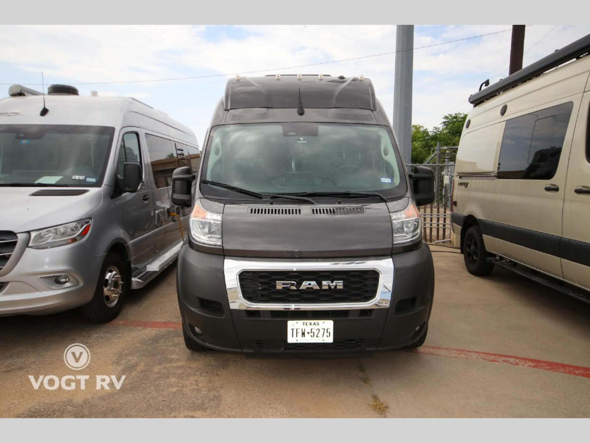 2023 Thor Motor Coach Twist 2JB - Photo 3