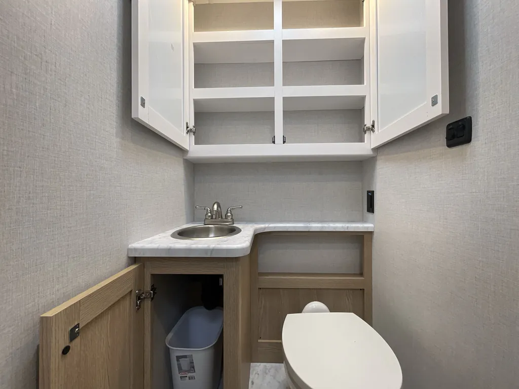 2026 Thor Motor Coach Freedom Elite 28HZ, Photos photo 24