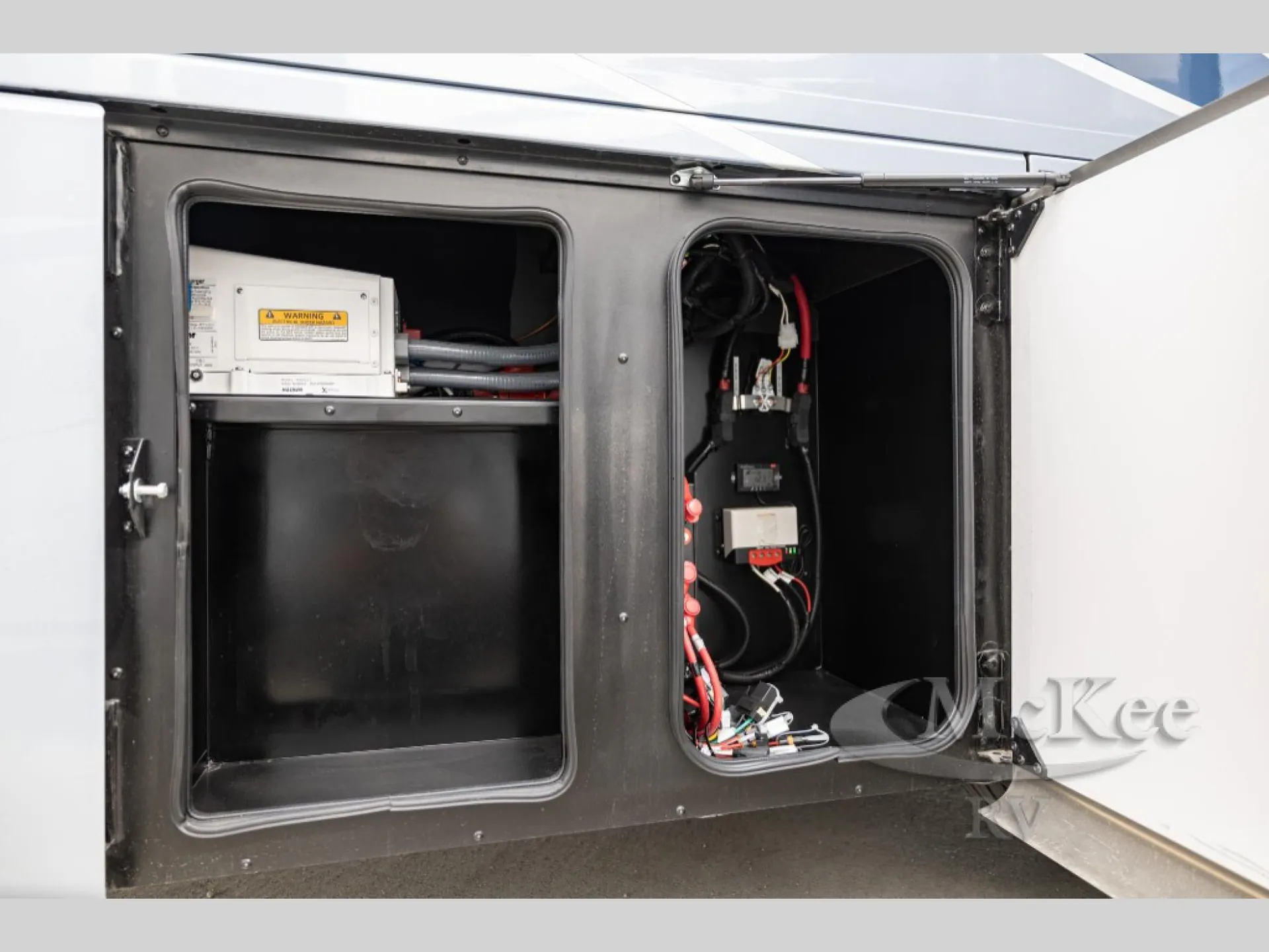 2026 Holiday Rambler Nautica 37S - Photo 4
