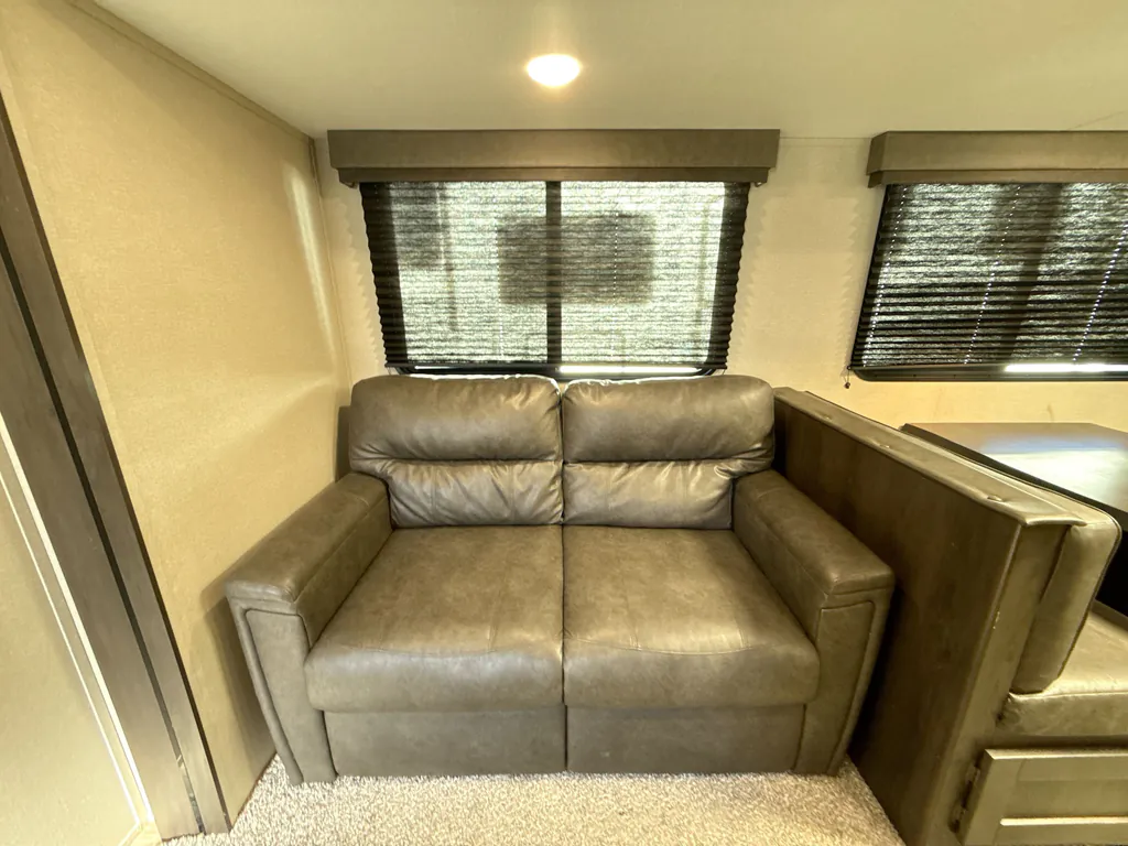 2023 Grand Design Transcend Xplor 321BH, Photos photo 21