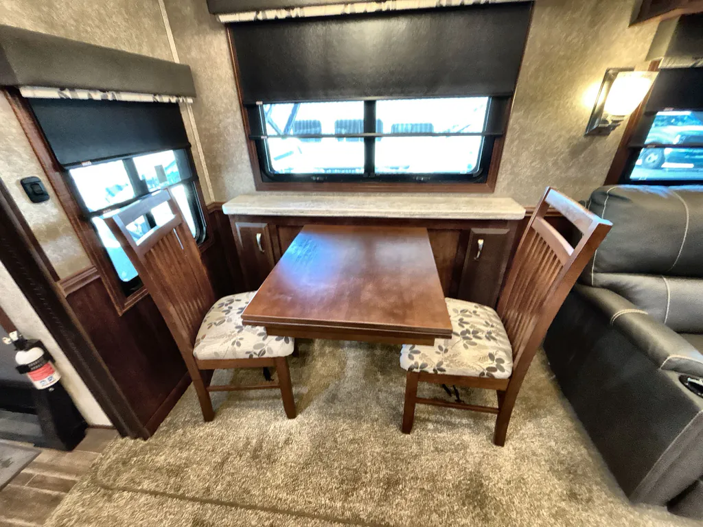 2018 Jayco Pinnacle 36FBTS, Photos photo 38