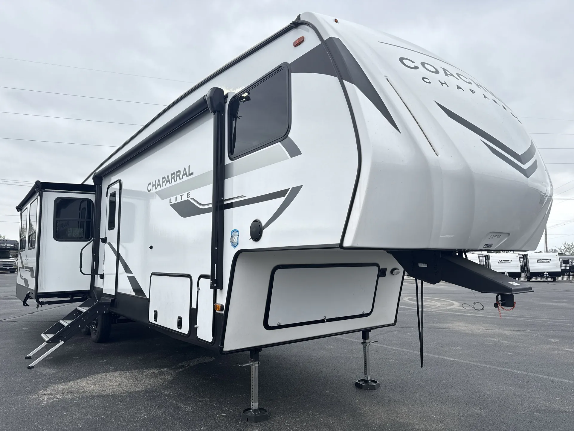 2025 Coachmen Chaparral Lite 30BHS - Photo 2