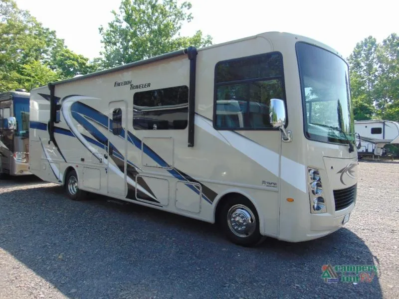 2022 Thor Motor Coach Freedom Traveler A30 - Photo 4