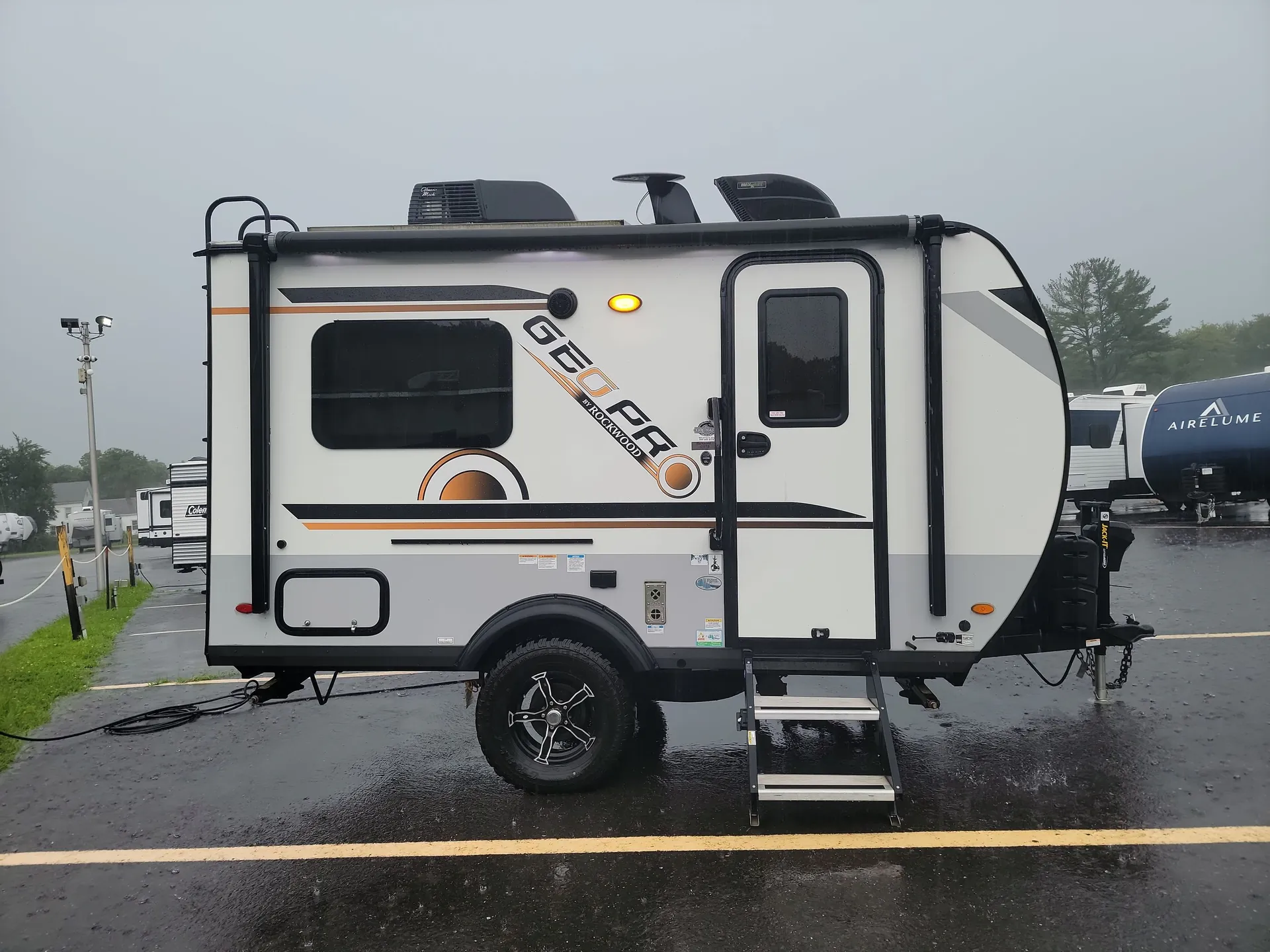 2021 Forest River Rockwood Geo-Pro 15TB — campside