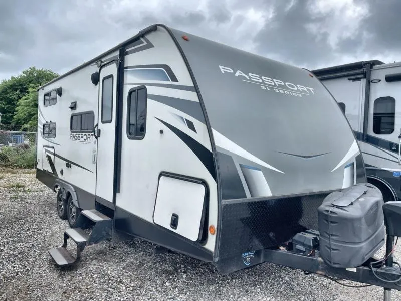 2021 Keystone RV Passport Used    221BH SL Series - Main photo