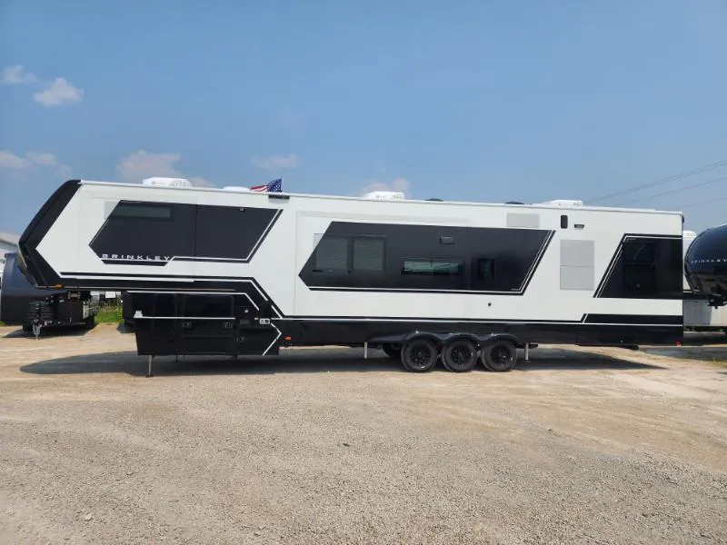 2026 Brinkley Model G 3970, Photos photo 11