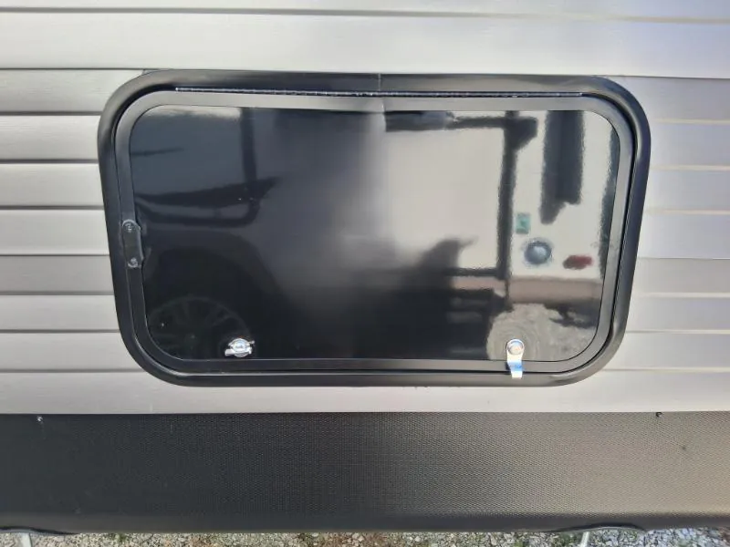 2027 Coachmen Catalina Legacy Edition 333DBDSCK, Photos photo 31