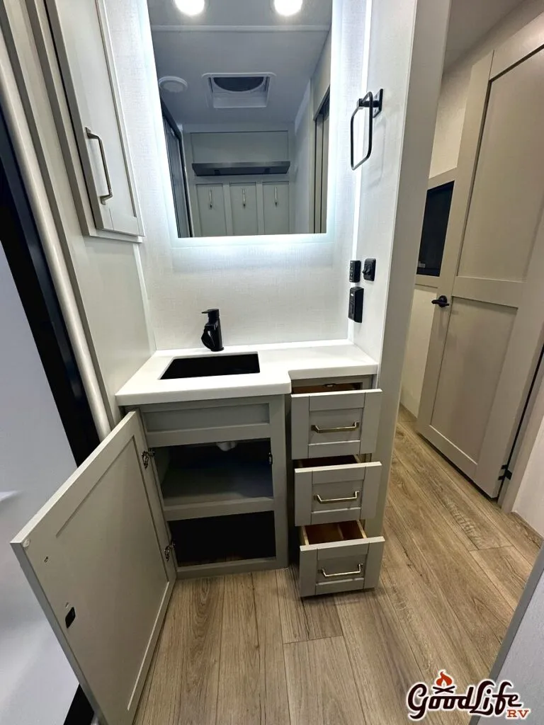 2026 Brinkley Model Z 297, Photos photo 73