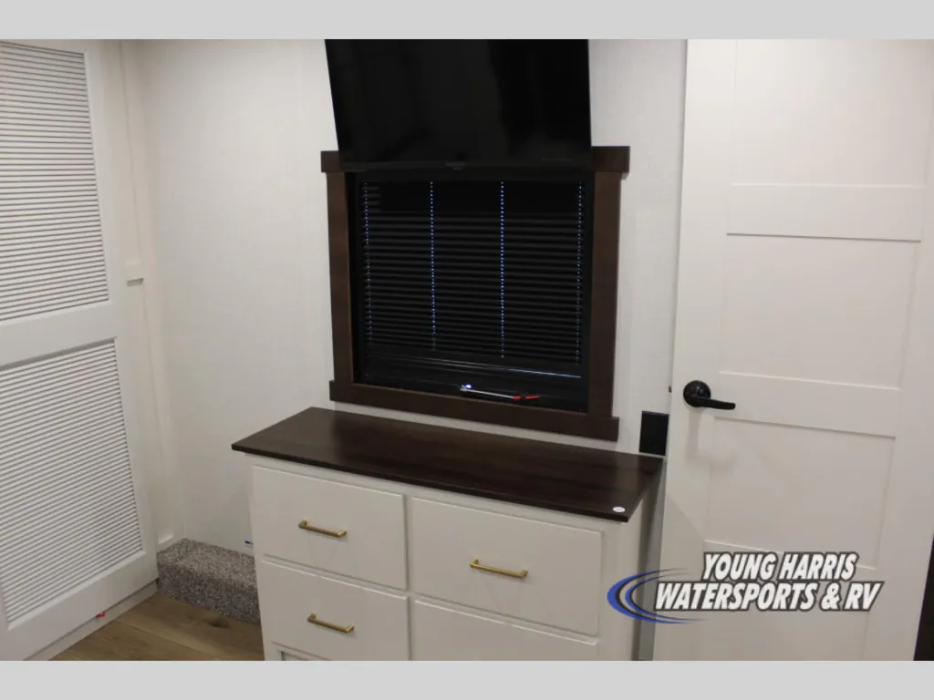 2027 Forest River Cedar Creek 390RK, Photos photo 7