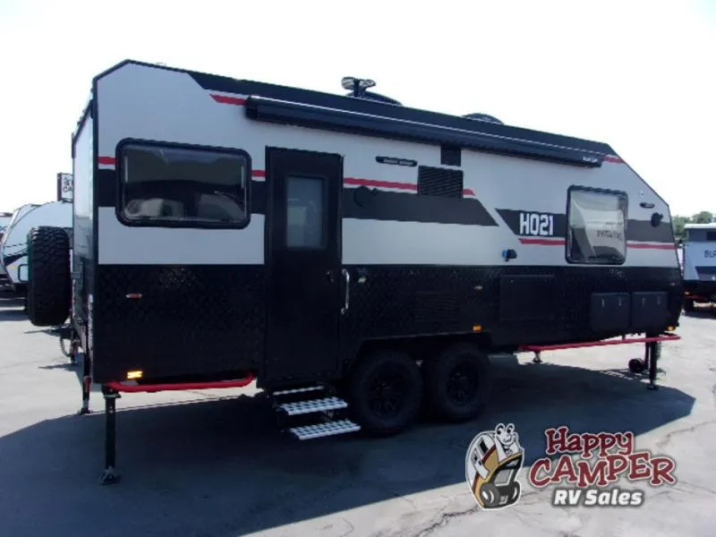 2022 Black Series Camper Black Series Camper Used   HQ21 - Photo 3