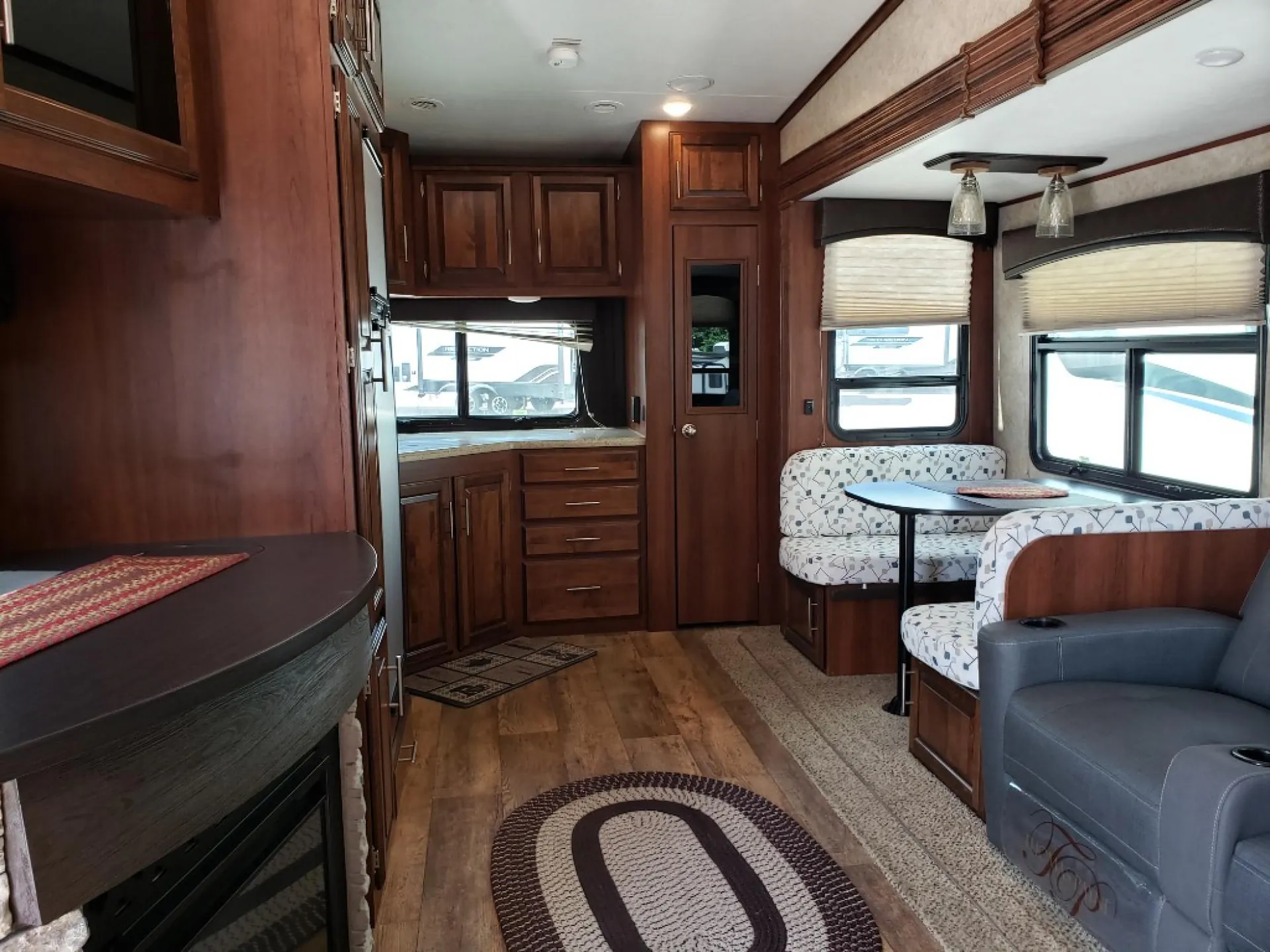 2017 Jayco Eagle 293RKDS - Photo 4