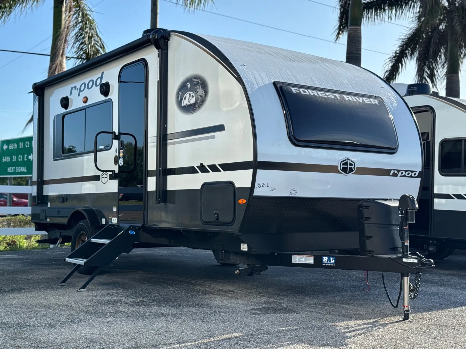2026 Forest River r-pod RP-192 - Photo 2