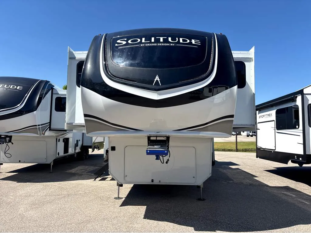 2026 Grand Design Solitude 380FL - Photo 3