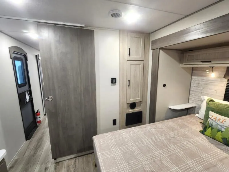 2026 Coachmen Catalina Legacy Edition 323MAZE, Photos photo 57
