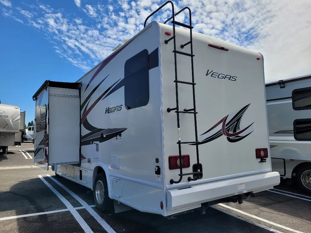 2023 Thor Motor Coach Vegas 24.3, Photos photo 2