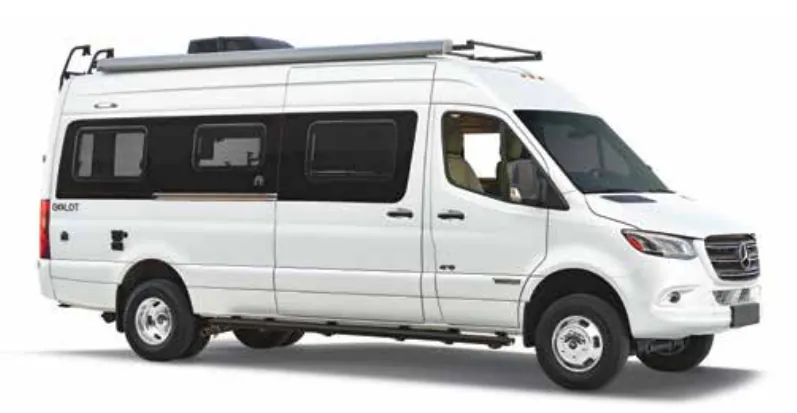 Winnebago Boldt 70BL exterior