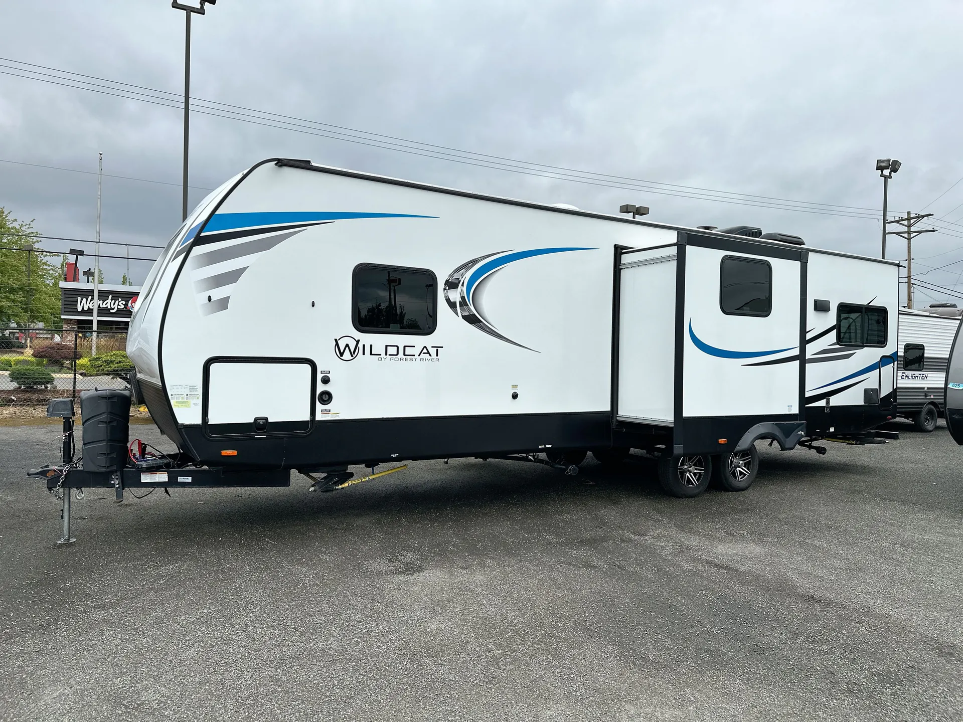2022 Forest River Wildcat 303MBX - Photo 2