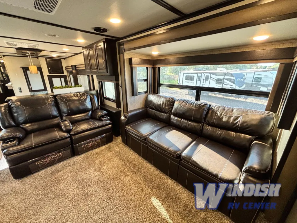 2018 Grand Design Momentum 376TH, Photos photo 12