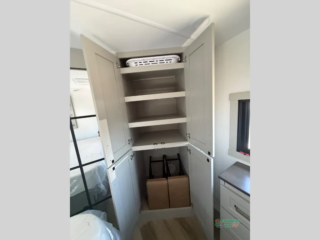 2026 Brinkley Model G 3950, Photos photo 30