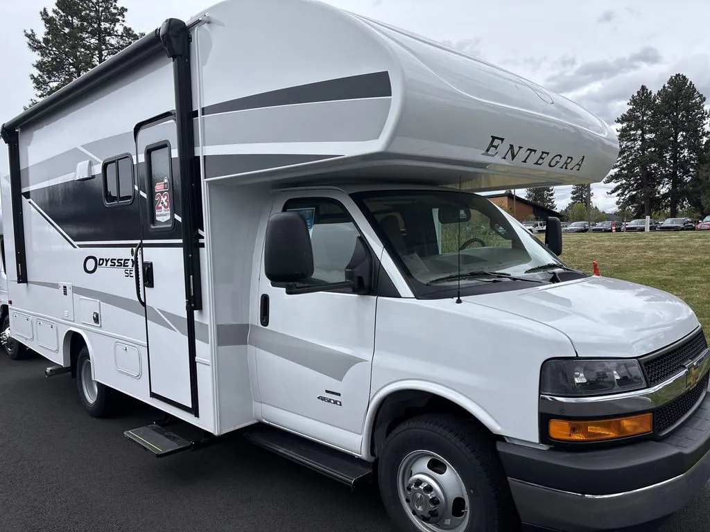 2026 Thor Motor Coach Geneva 28VT - Photo 2