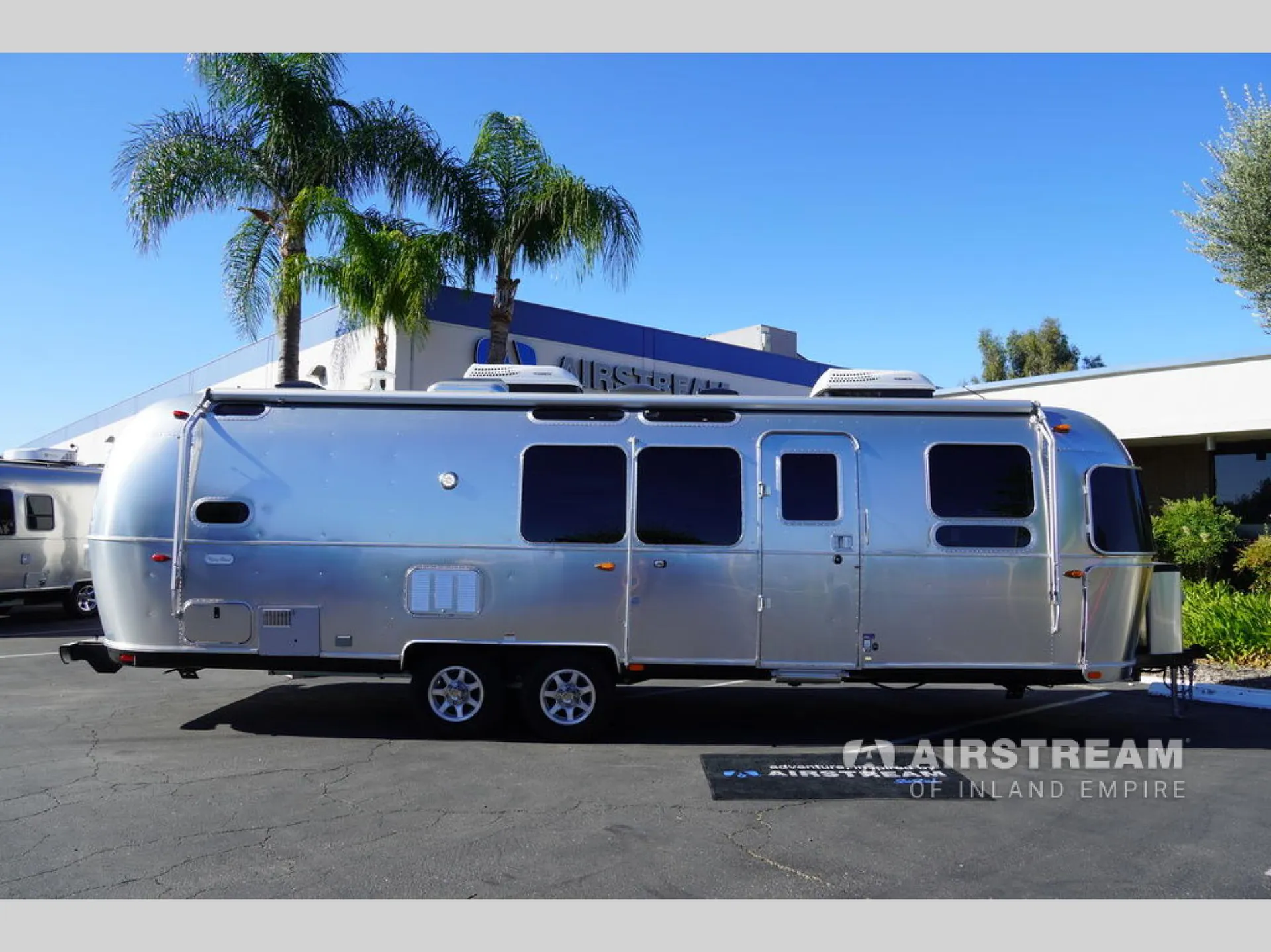 2020 Airstream Flying Cloud 30FB Bunk - Photo 4