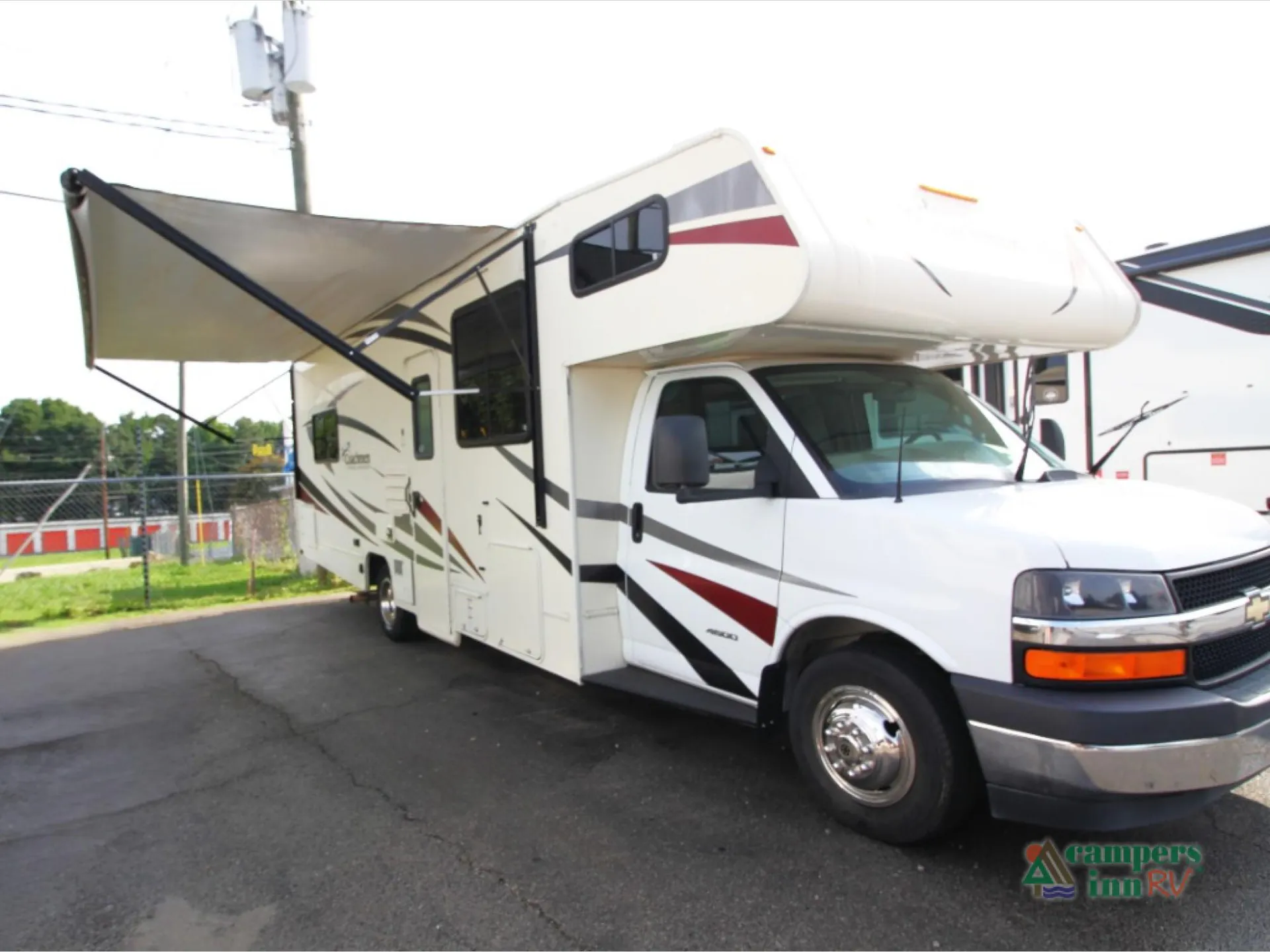 2018 Coachmen Freelander 27QB - Photo 2