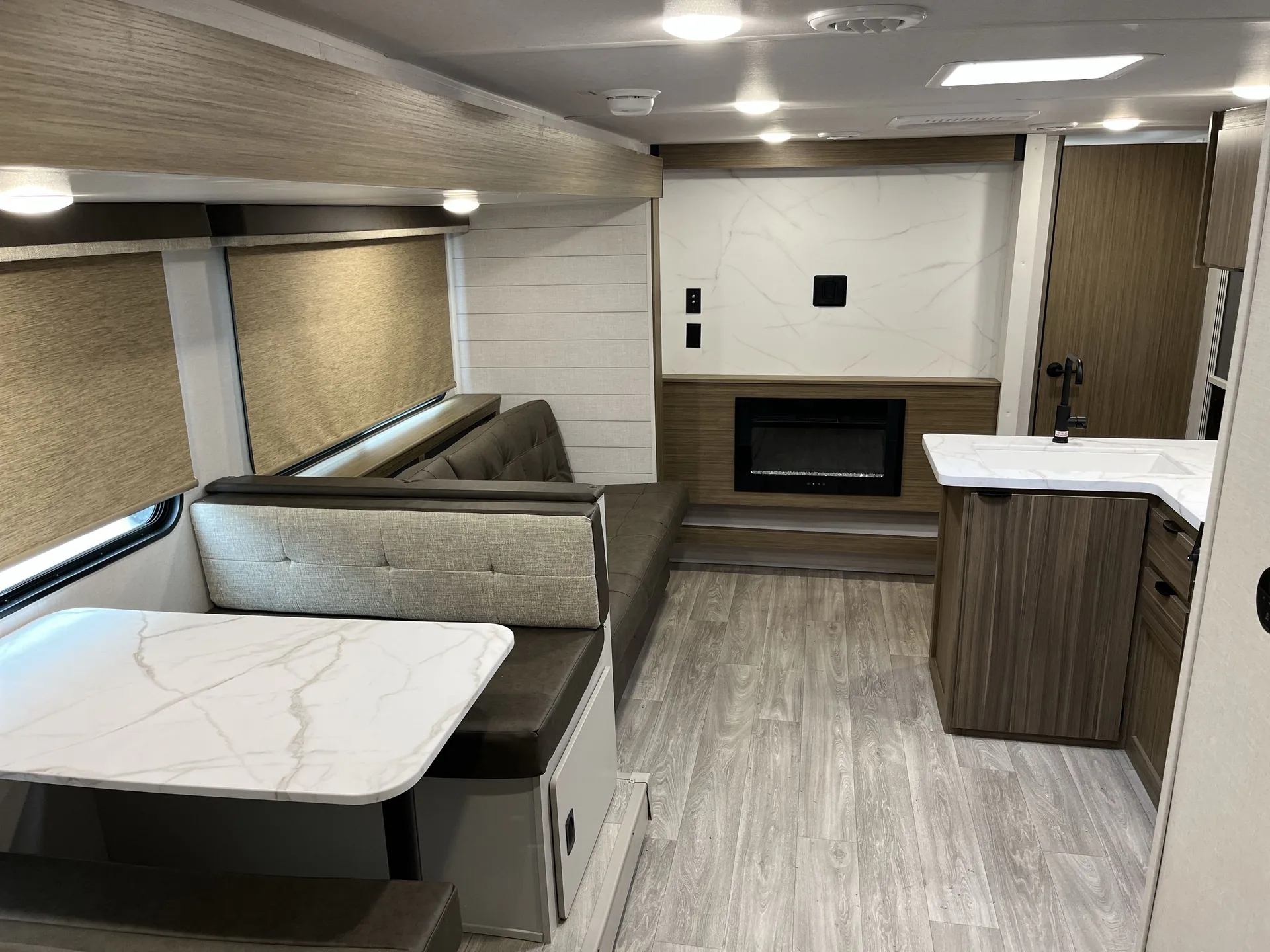 2027 Forest River Wildwood X-Lite 273QBXL — living area main