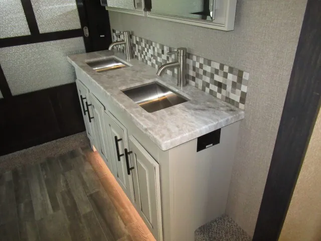 2020 Jayco North Point 387FBTS, Photos photo 40