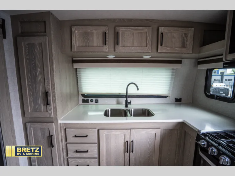 2023 Forest River Rockwood Mini Lite 2516S - Photo 3