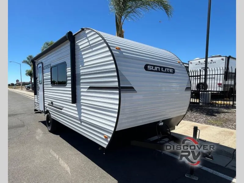 2027 Sunset Park RV Sun Lite LTD 19RK - Photo 2