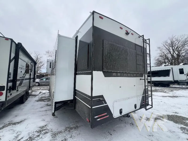 2026 Brinkley Model Z 3100 - Photo 4
