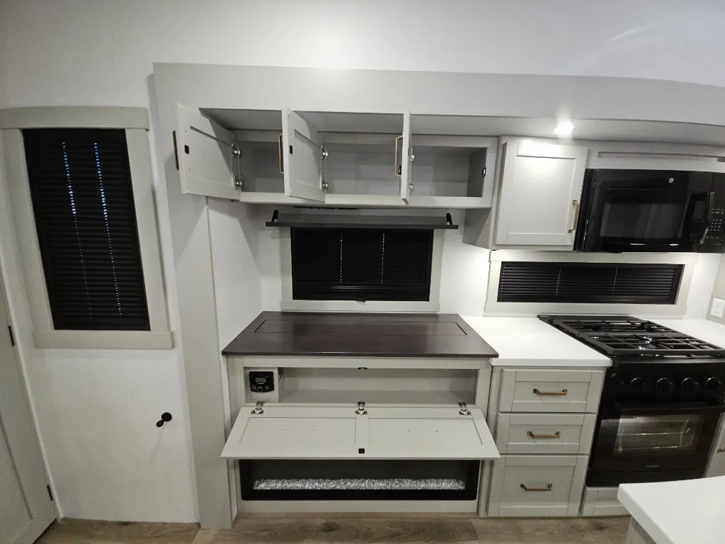 2026 Brinkley Model Z 3515, Photos photo 43