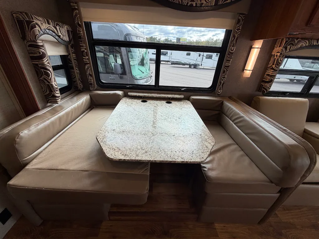 2017 Jayco Precept 35S, Photos photo 13