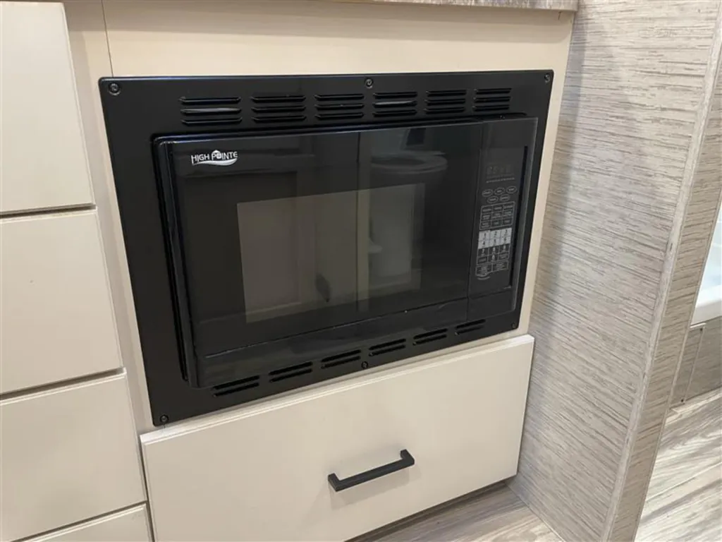2021 Thor Motor Coach Axis 24.3, Photos photo 11