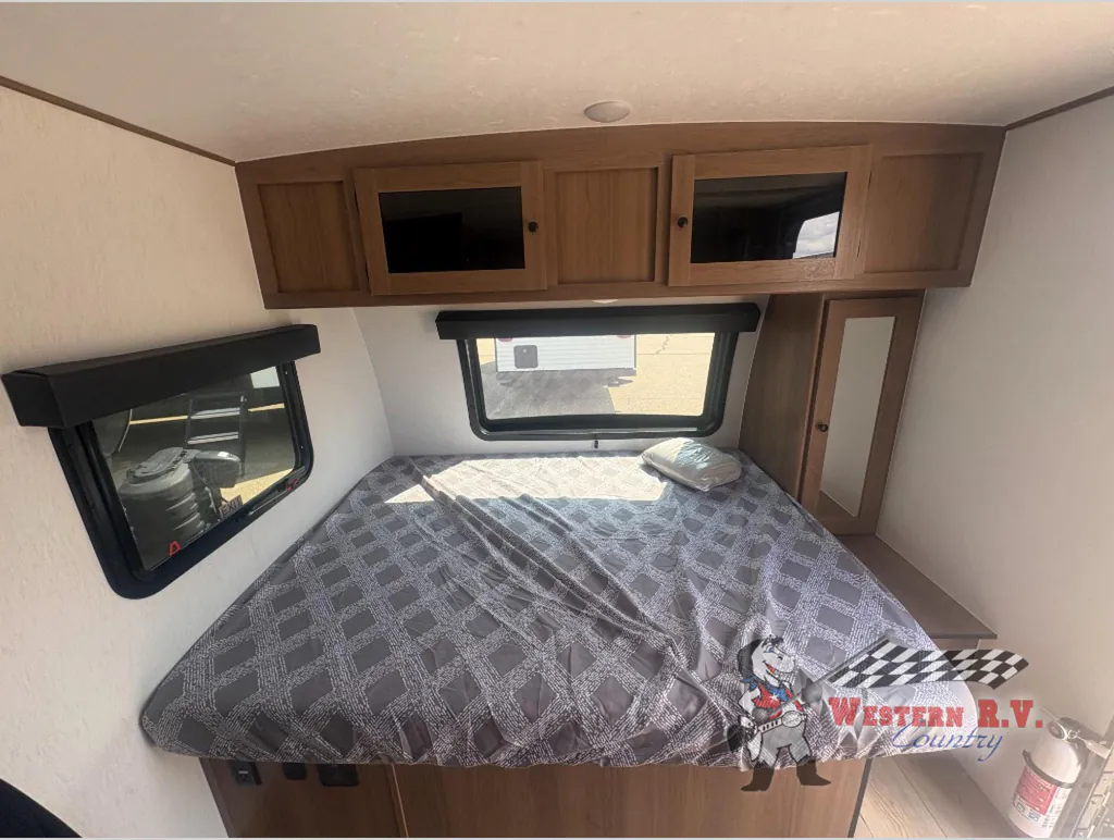 2027 Coachmen Apex Nano 186BH, Photos photo 14