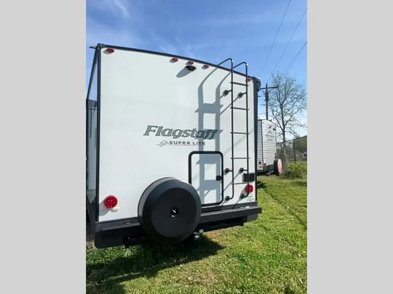 2024 Forest River Flagstaff Super Lite 27BHWS - Photo 3