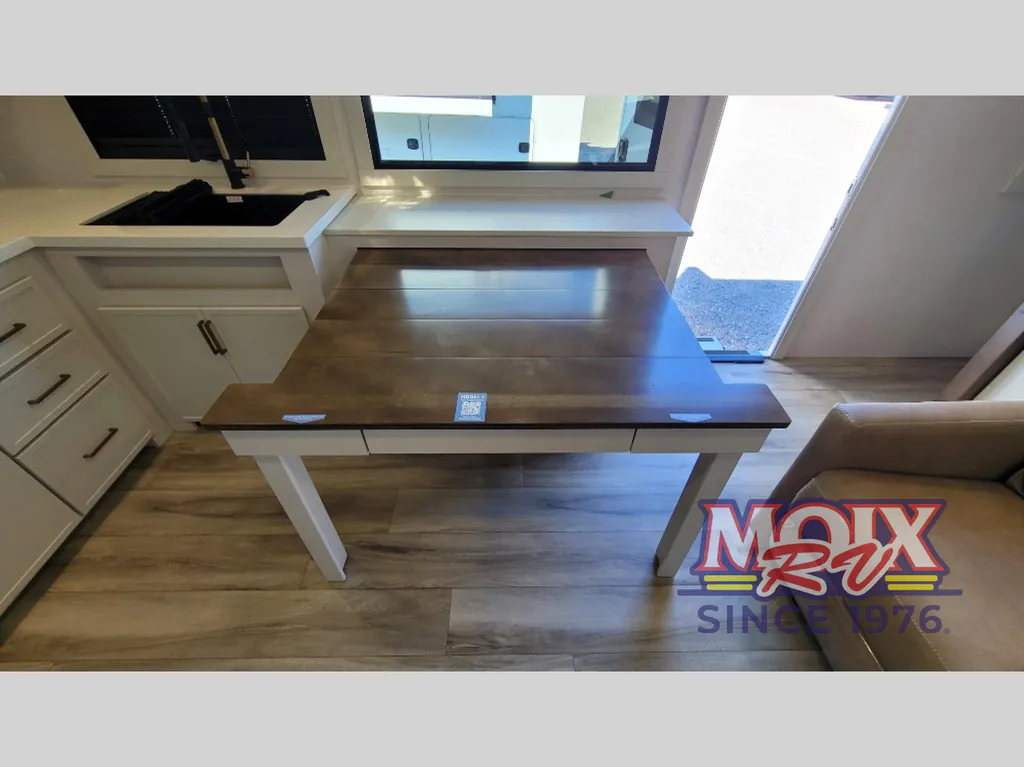 2027 Brinkley Model I 290, Photos photo 12