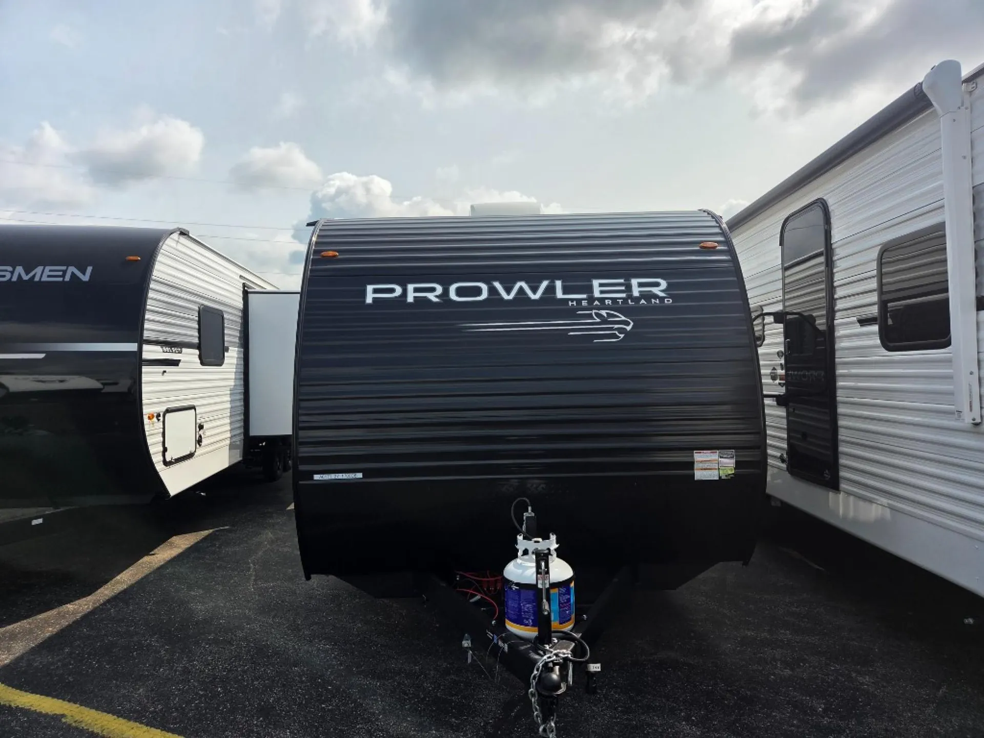 2027 Heartland Prowler Lynx 1700DB - Photo 3