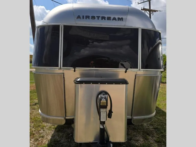 2020 Airstream Flying Cloud 23FB - Photo 3