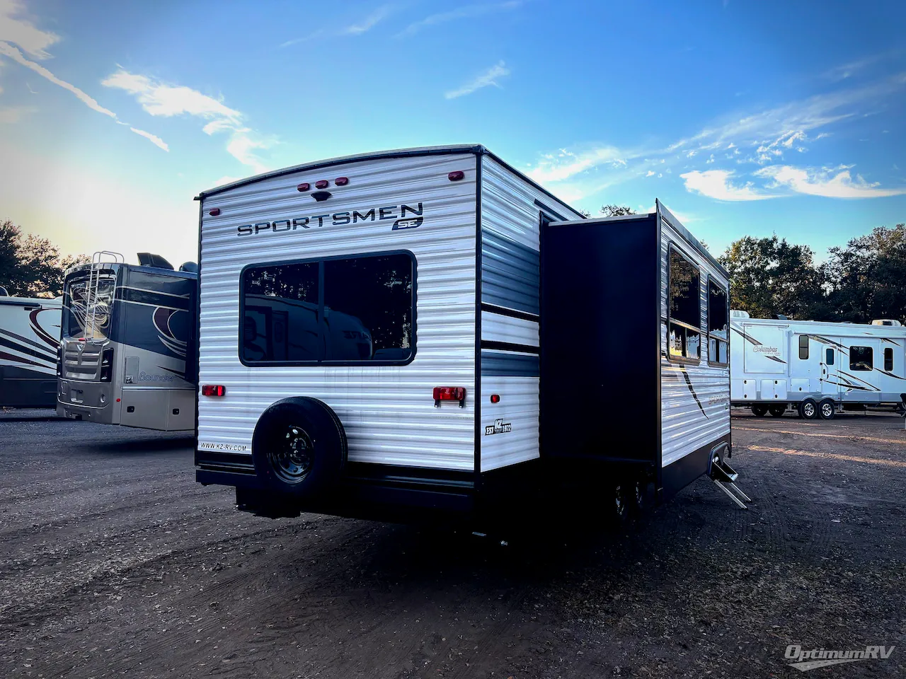 2025 K-Z Sportsmen SE 303QBSE dealer photo 2 from Optimum RV