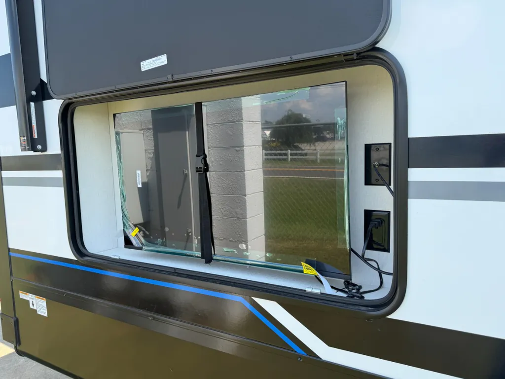 2027 Forest River RV Wolverine 32JF, Photos photo 6