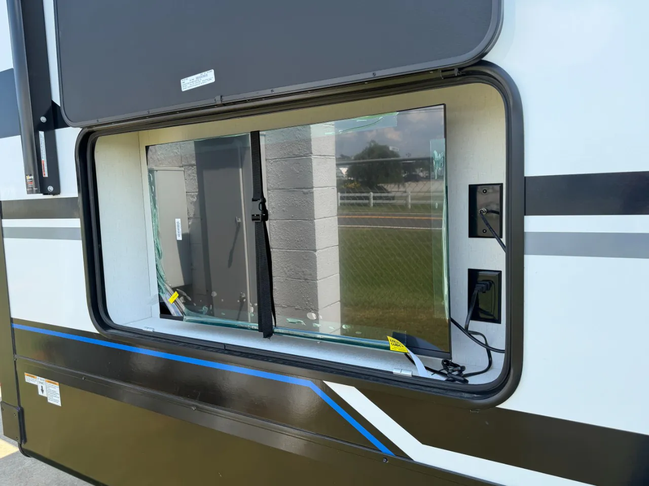 2027 Forest River RV Wolverine 32JF — Photo 6