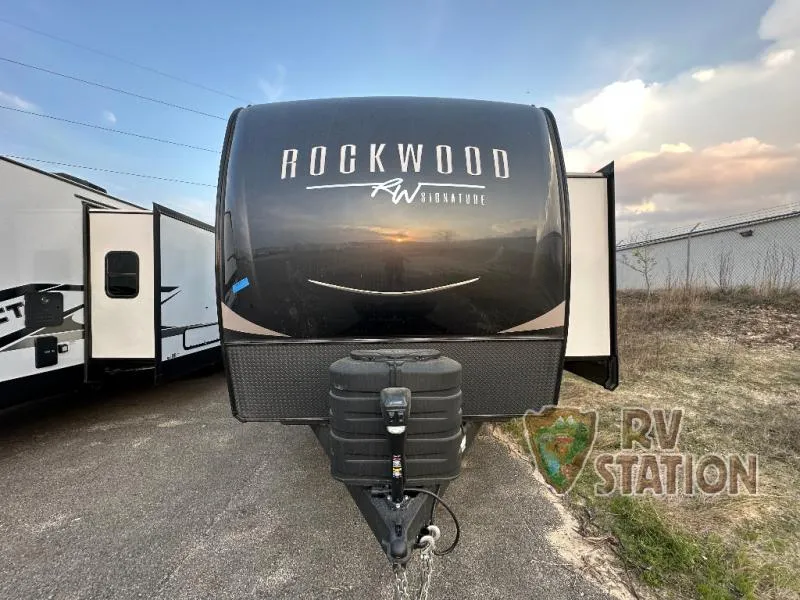 2025 Forest River Rockwood Signature 8332SB - Photo 3