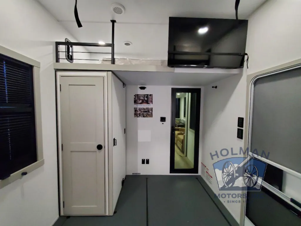 2026 Brinkley Model G 4100, Photos photo 46