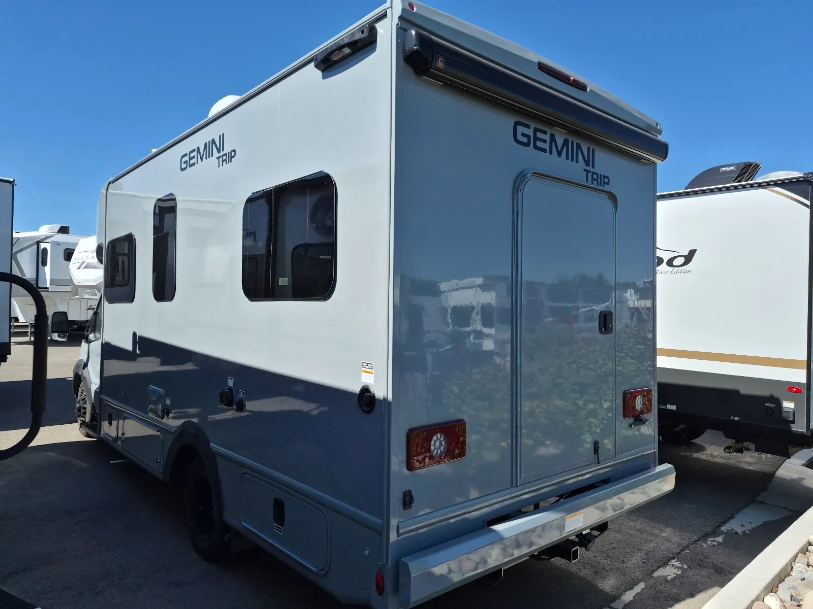 2027 Thor Motor Coach Gemini AWD 22MT - Photo 3