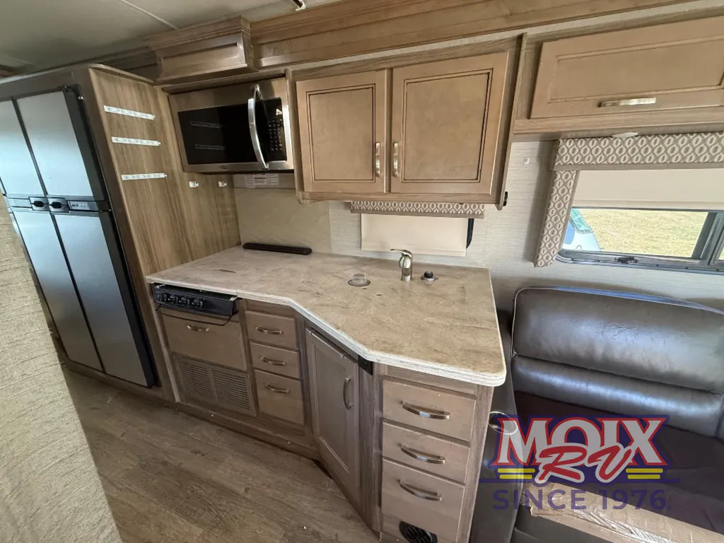 2018 Jayco Precept 29V, Photos photo 17