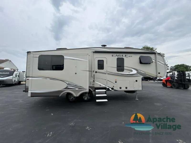 2018 Jayco Eagle 275RLTS - Photo 3